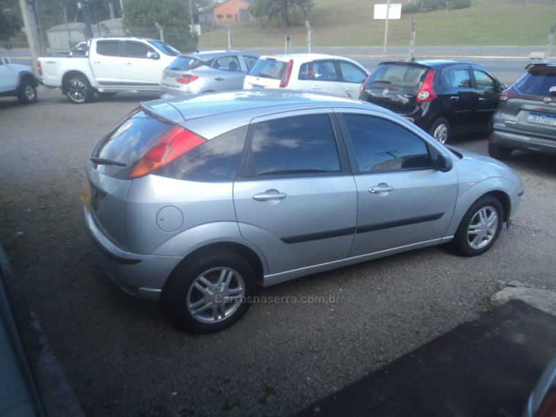 FOCUS 1.6 GL 8V FLEX 4P MANUAL - 2008 - FARROUPILHA