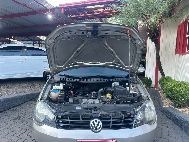 POLO 1.6 MI CITY 8V GASOLINA 4P MANUAL - 2012 - TRêS COROAS