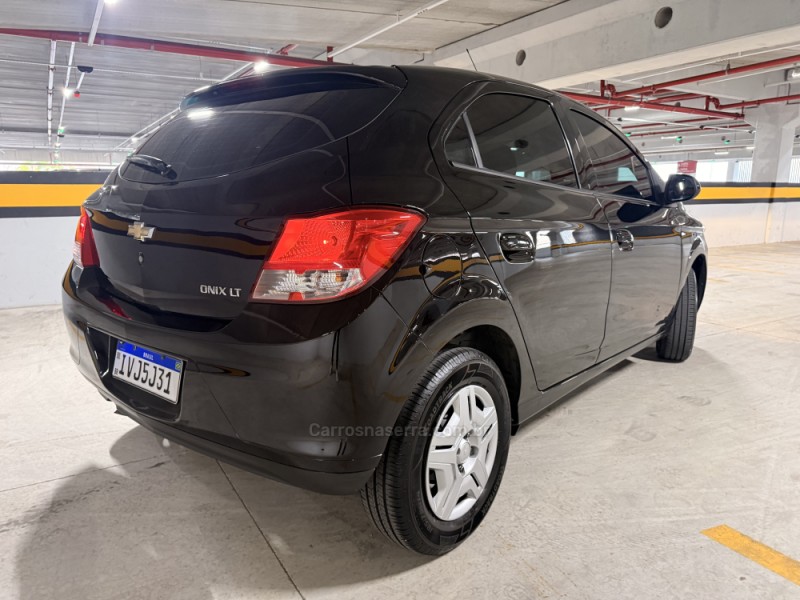 ONIX 1.0 LT 12V FLEX 4P MANUAL - 2014 - CAXIAS DO SUL