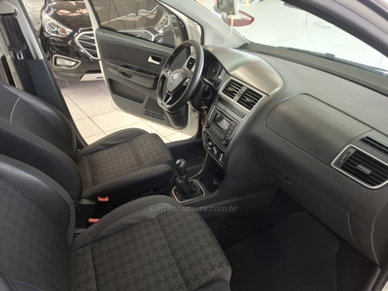 FOX 1.6 COMFORTLINE 8V FLEX 4P MANUAL - 2017 - BENTO GONçALVES