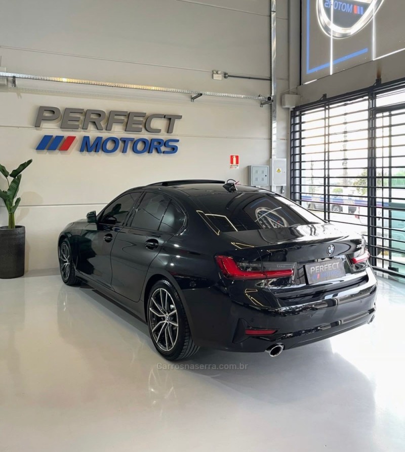 330I 2.0 SPORT 16V TURBO GASOLINA 4P AUTOMÁTICO - 2020 - BENTO GONçALVES
