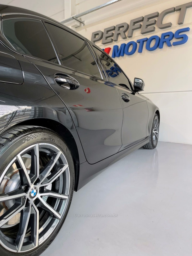 330I 2.0 SPORT 16V TURBO GASOLINA 4P AUTOMÁTICO - 2020 - BENTO GONçALVES