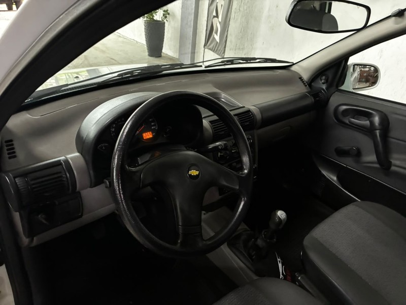 CLASSIC 1.0 MPFI LS 8V FLEX 4P MANUAL - 2014 - BOM PRINCíPIO