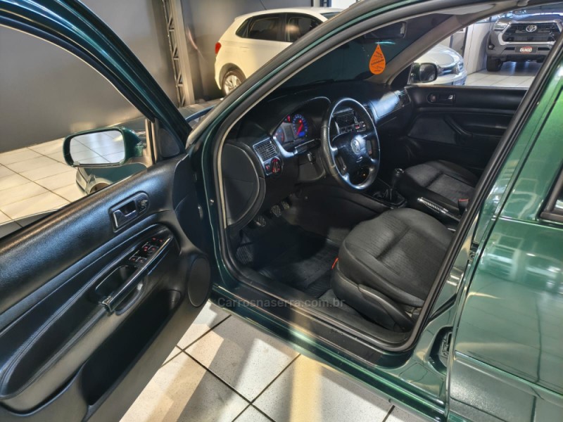 GOLF 1.6 SR GASOLINA 4P MANUAL - 2000 - NOVO HAMBURGO