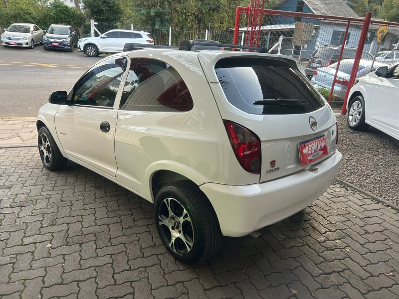 CELTA 1.0 MPFI 8V GASOLINA 2P MANUAL - 2010 - TRêS COROAS