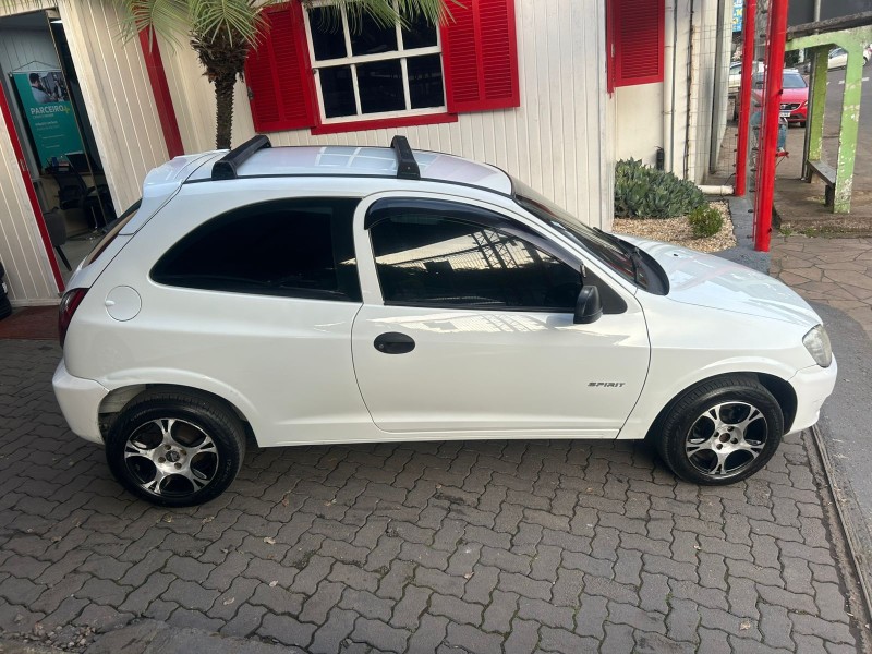 CELTA 1.0 MPFI 8V GASOLINA 2P MANUAL - 2010 - TRêS COROAS
