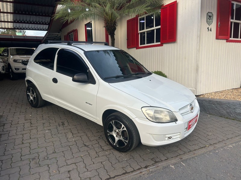 celta 1.0 mpfi 8v gasolina 2p manual 2010 tres coroas