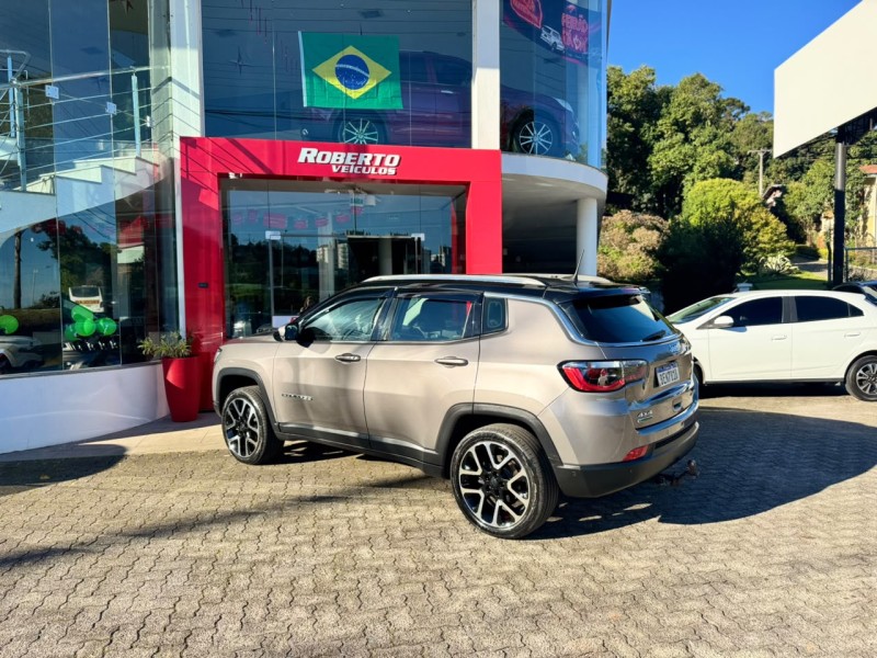 COMPASS 2.0 16V DIESEL LIMITED 4X4 AUTOMÁTICO - 2021 - BENTO GONçALVES