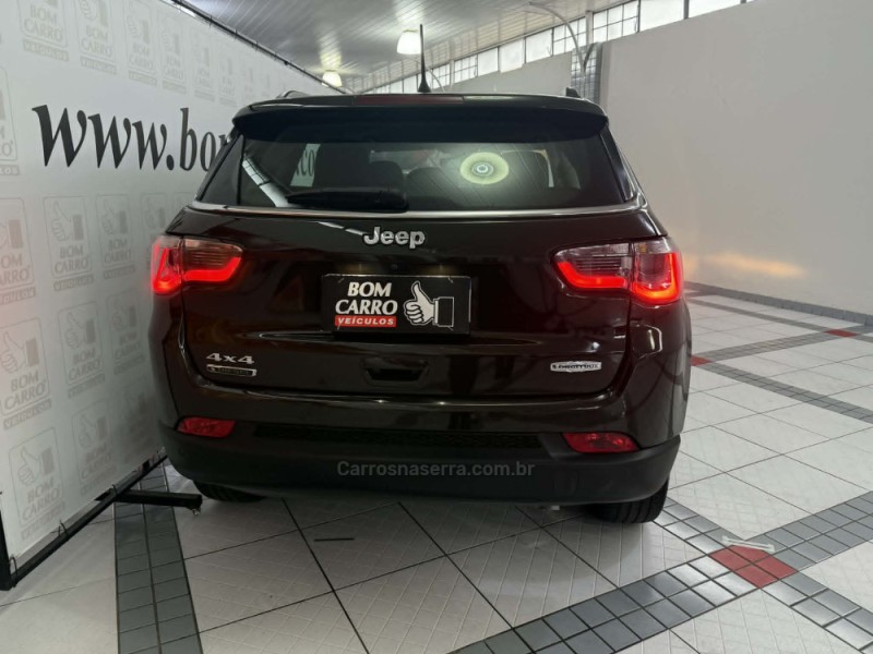 COMPASS 2.0 16V DIESEL LONGITUDE 4X4 AUTOMÁTICO - 2019 - PORTO ALEGRE