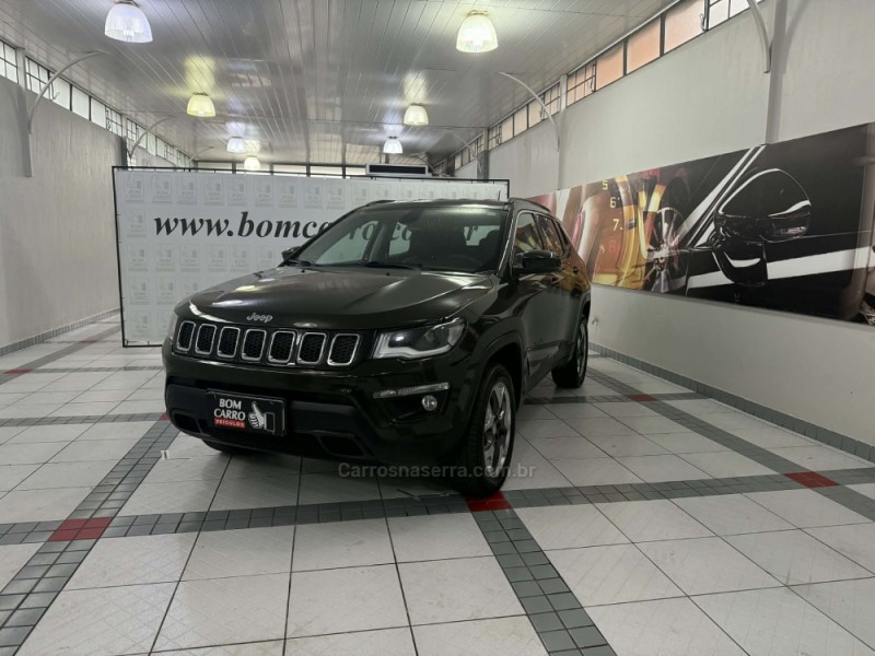 COMPASS 2.0 16V DIESEL LONGITUDE 4X4 AUTOMÁTICO - 2019 - PORTO ALEGRE