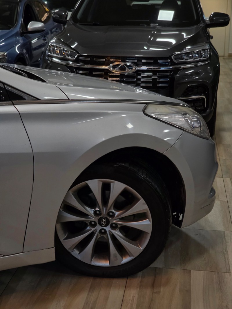 AZERA 3.0 MPFI GLS V6 24V 4P AUTOMÁTICO - 2012 - CAXIAS DO SUL