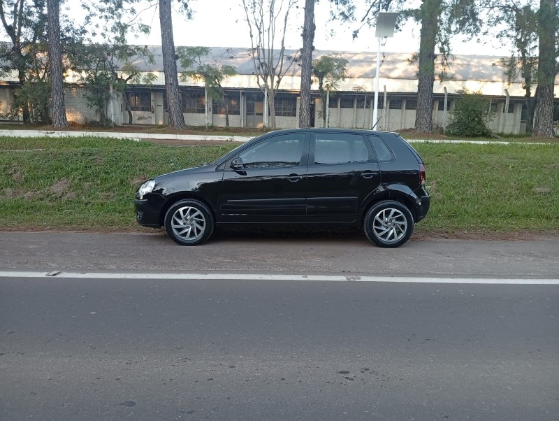 POLO 1.6 MI 8V FLEX 4P MANUAL - 2010 - VENâNCIO AIRES