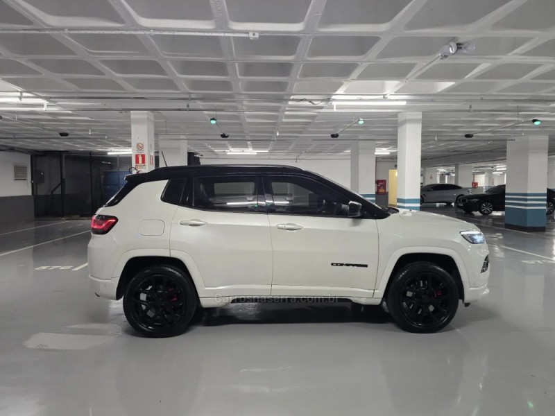 COMPASS 2.0 BLACKHAWK 4 TURBO GASOLINA 4P AUTOMÁTICO - 2025 - PORTO ALEGRE