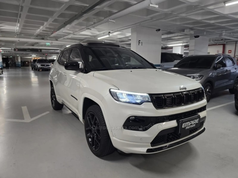 COMPASS 2.0 BLACKHAWK 4 TURBO GASOLINA 4P AUTOMÁTICO - 2025 - PORTO ALEGRE