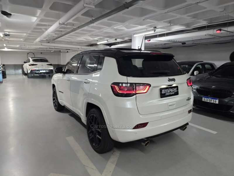 COMPASS 2.0 BLACKHAWK 4 TURBO GASOLINA 4P AUTOMÁTICO - 2025 - PORTO ALEGRE
