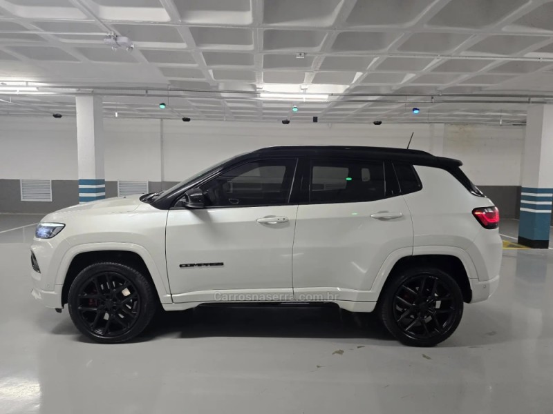 COMPASS 2.0 BLACKHAWK 4 TURBO GASOLINA 4P AUTOMÁTICO - 2025 - PORTO ALEGRE