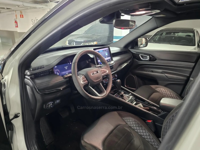 COMPASS 2.0 BLACKHAWK 4 TURBO GASOLINA 4P AUTOMÁTICO - 2025 - PORTO ALEGRE