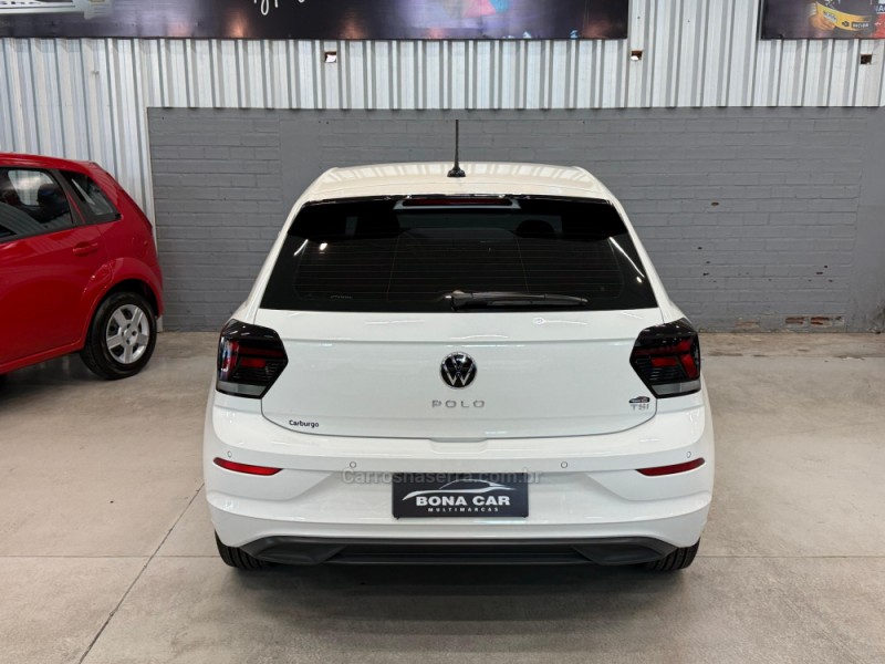 POLO 1.0 170 TSI 12V HIGHLINE FLEX 4P AUTOMÁTICO - 2023 - CAXIAS DO SUL