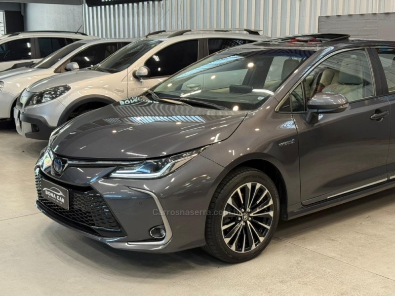 COROLLA 1.8 ALTIS PREMIUM 16V HÍBRIDO 4P AUTOMÁTICO - 2024 - CAXIAS DO SUL