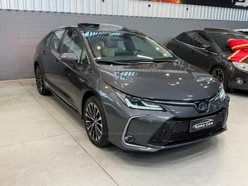 COROLLA 1.8 ALTIS PREMIUM 16V HÍBRIDO 4P AUTOMÁTICO - 2024 - CAXIAS DO SUL