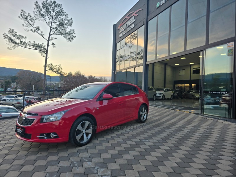 CRUZE 1.8 LT SPORT6 16V FLEX 4P AUTOMÁTICO