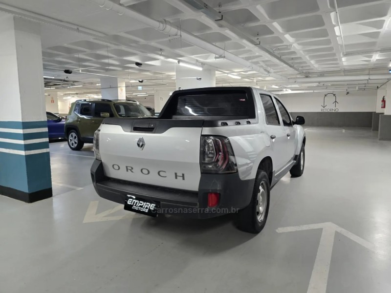 OROCH 1.6 16V SCE PRO FLEX 4P MANUAL - 2024 - PORTO ALEGRE