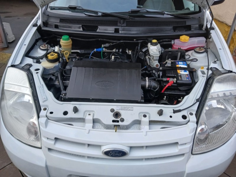 KA 1.0 MPI CLASS 8V FLEX 2P MANUAL - 2011 - BENTO GONçALVES