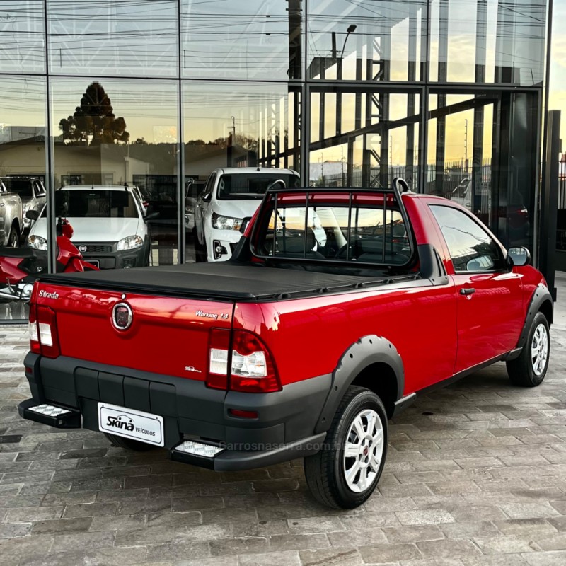 STRADA 1.4 MPI WORKING CS 8V FLEX 2P MANUAL - 2013 - VACARIA