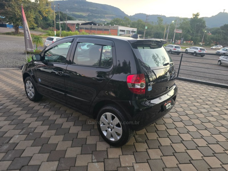 FOX 1.6 MI ROUTE 8V FLEX 4P MANUAL - 2009 - ENCANTADO