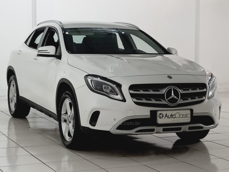 GLA 200 1.6 CGI ADVANCE 16V TURBO FLEX 4P AUTOMÁTICO - 2019 - PORTO ALEGRE