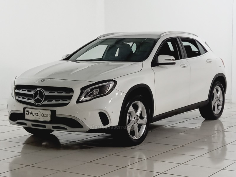 GLA 200 1.6 CGI ADVANCE 16V TURBO FLEX 4P AUTOMÁTICO - 2019 - PORTO ALEGRE
