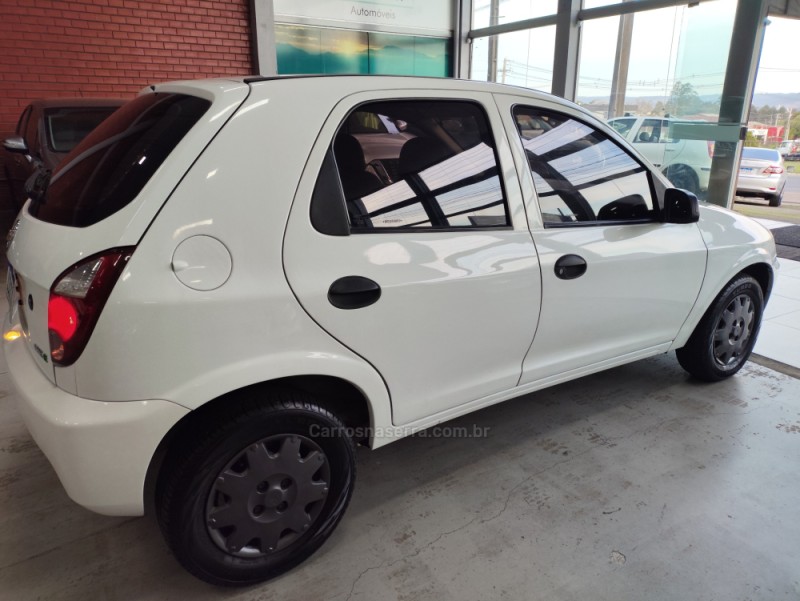 CELTA 1.0 MPFI SPIRIT 8V FLEX 4P MANUAL - 2011 - TAQUARA