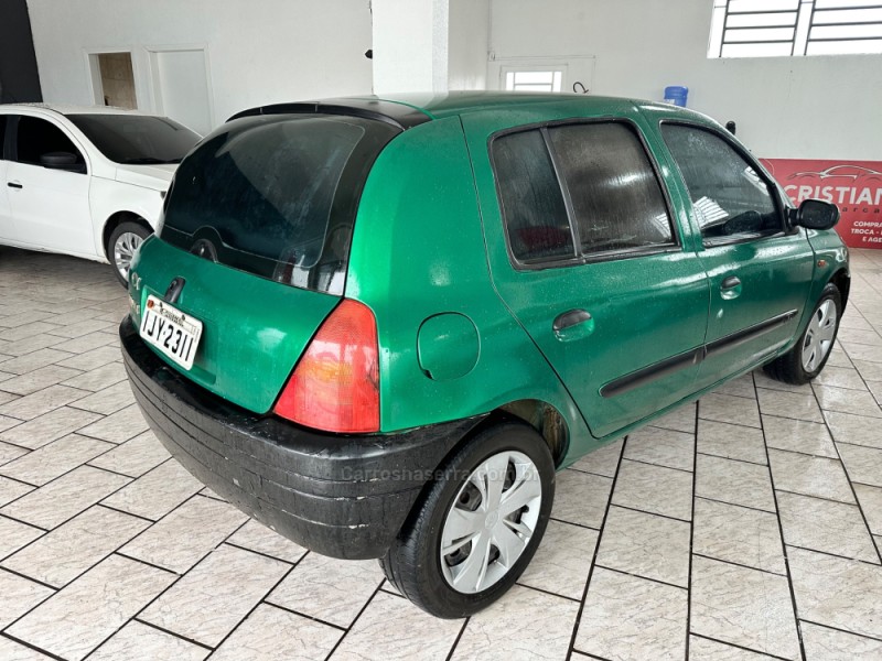 CLIO 1.0 RL 8V GASOLINA 4P MANUAL - 2001 - CAXIAS DO SUL