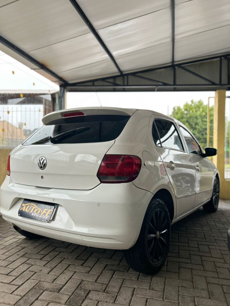 GOL 1.6 MI POWER 8V FLEX 4P MANUAL G.VI - 2014 - CANELA