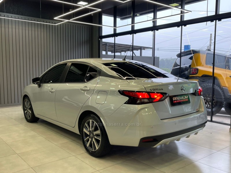 VERSA 1.6 ADVANCE 16V FLEX 4P AUTOMÁTICO - 2023 - DOIS IRMãOS