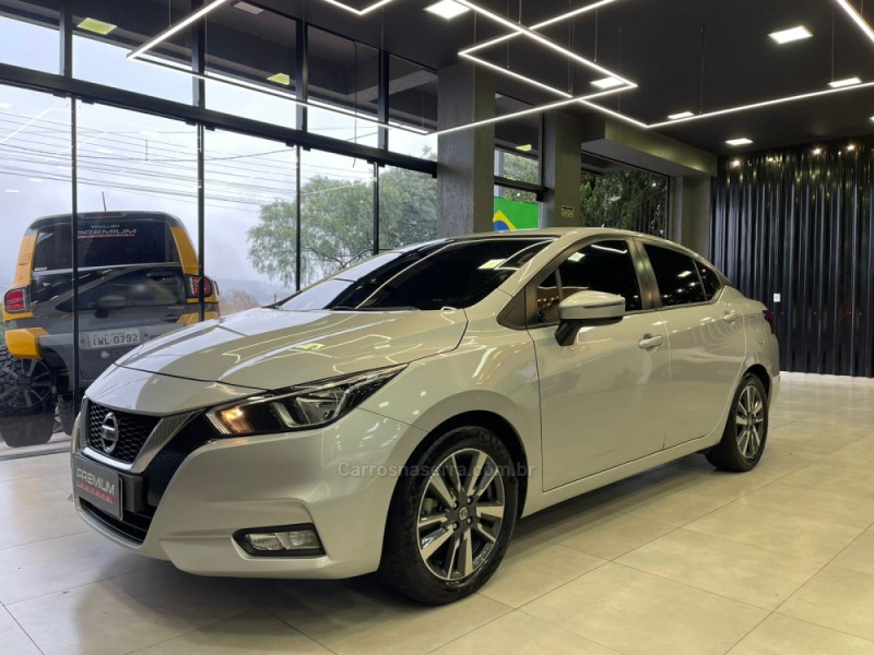 VERSA 1.6 ADVANCE 16V FLEX 4P AUTOMÁTICO - 2023 - DOIS IRMãOS