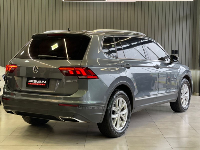 TIGUAN 1.4 ALLSPACE COMFORT 250 TSI FLEX 4P - 2018 - DOIS IRMãOS