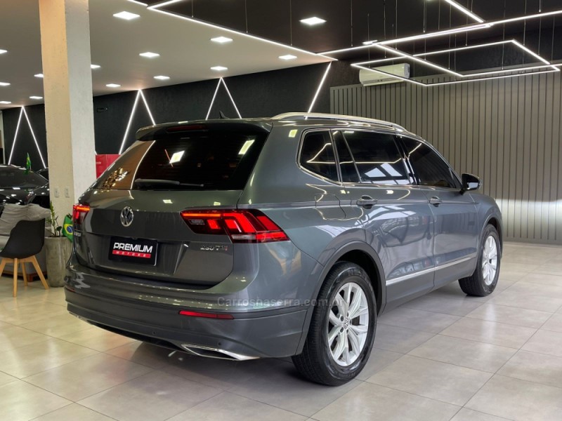 TIGUAN 1.4 ALLSPACE COMFORT 250 TSI FLEX 4P - 2018 - DOIS IRMãOS