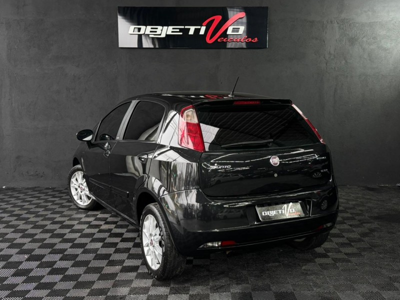 PUNTO 1.6 ESSENCE 16V FLEX 4P MANUAL - 2011 - CAXIAS DO SUL