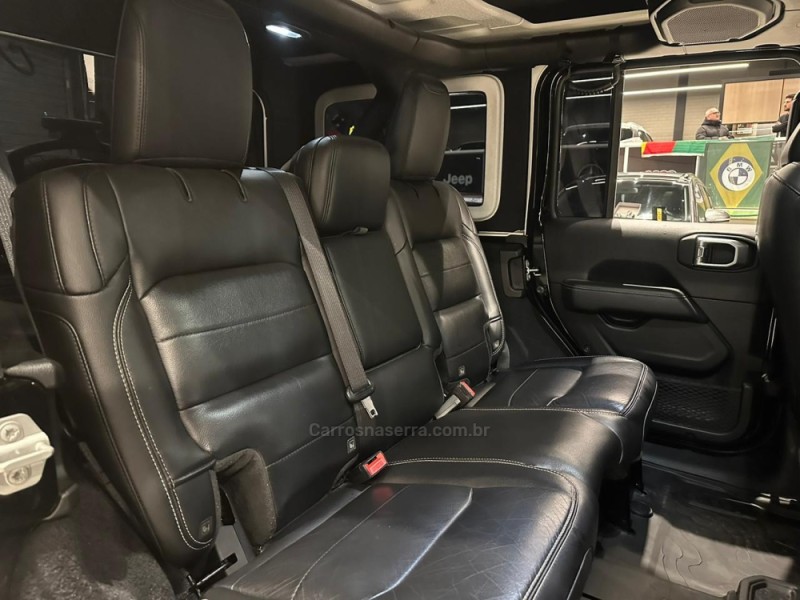 WRANGLER 2.0 SAHARA OVERLAND 4X4 16V GASOLINA 4P AUTOMÁTICO - 2020 - CAXIAS DO SUL