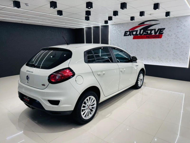 BRAVO 1.8 ESSENCE 16V FLEX 4P MANUAL - 2016 - CAXIAS DO SUL
