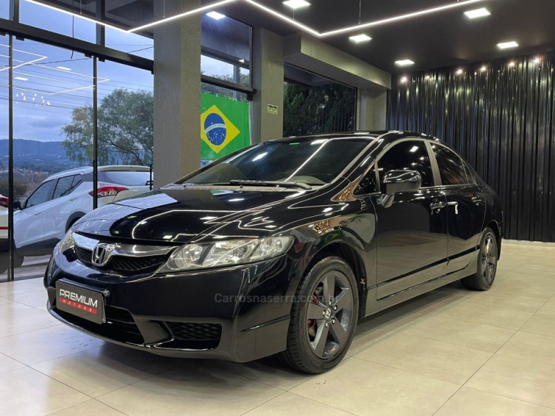 CIVIC 1.8 LXS 16V FLEX 4P MANUAL - 2010 - DOIS IRMãOS