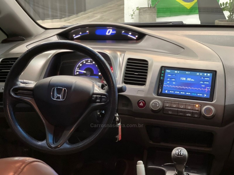 CIVIC 1.8 LXS 16V FLEX 4P MANUAL - 2010 - DOIS IRMãOS