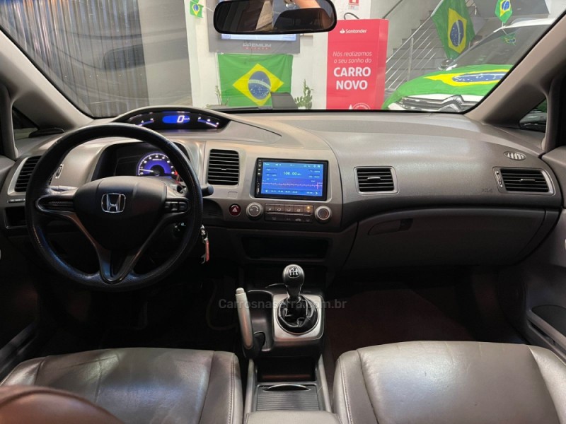 CIVIC 1.8 LXS 16V FLEX 4P MANUAL - 2010 - DOIS IRMãOS