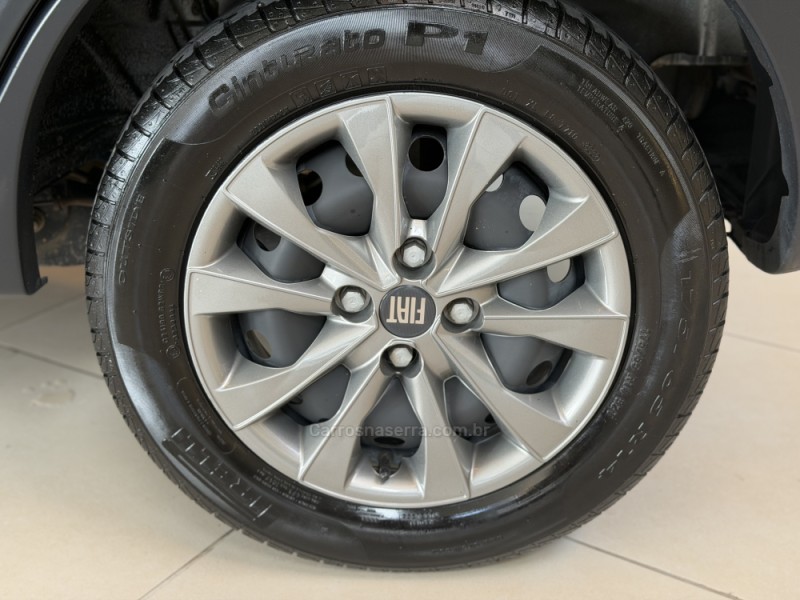 MOBI 1.0 TREKKING 8V FLEX 4P MANUAL - 2022 - CARLOS BARBOSA