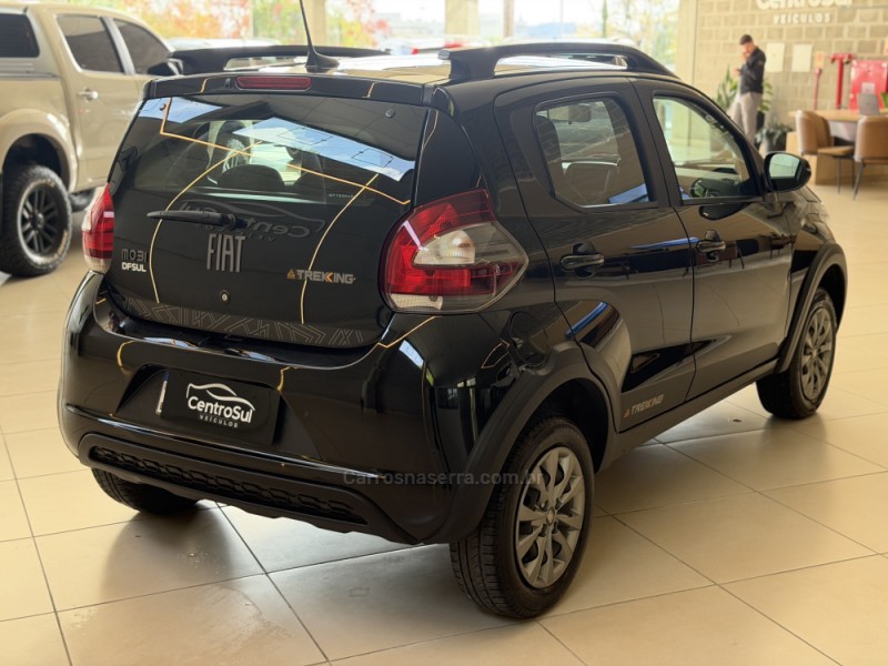 MOBI 1.0 TREKKING 8V FLEX 4P MANUAL - 2022 - CARLOS BARBOSA