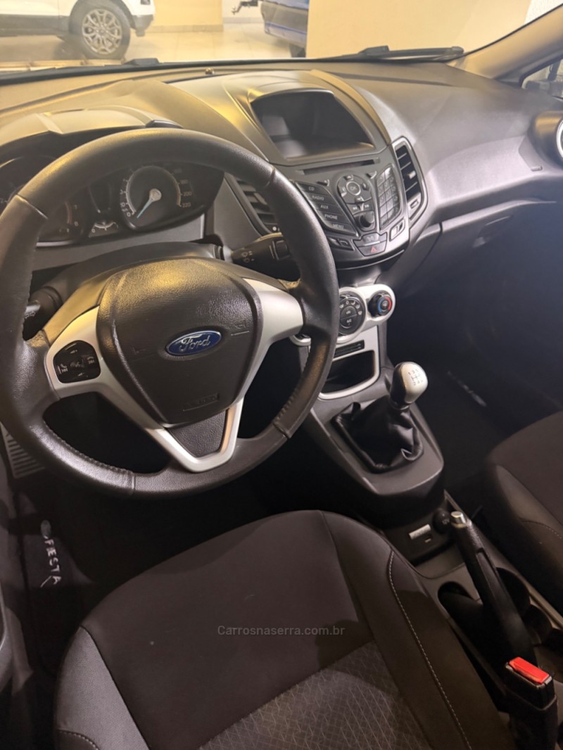 FIESTA 1.6 SE HATCH 16V FLEX 4P MANUAL - 2019 - FARROUPILHA