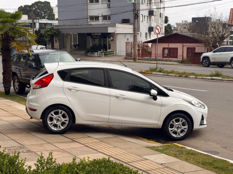 FIESTA 1.6 SE HATCH 16V FLEX 4P MANUAL - 2019 - FARROUPILHA