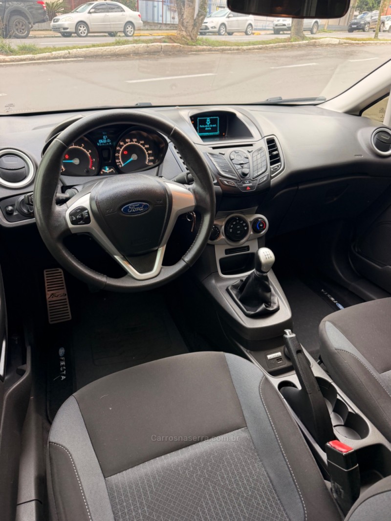 FIESTA 1.6 SE HATCH 16V FLEX 4P MANUAL - 2019 - FARROUPILHA