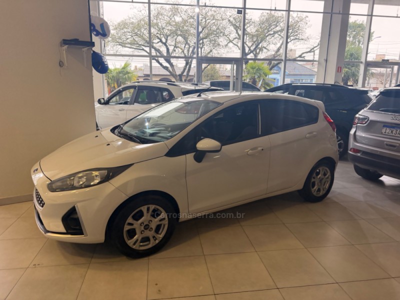 FIESTA 1.6 SE HATCH 16V FLEX 4P MANUAL - 2019 - FARROUPILHA